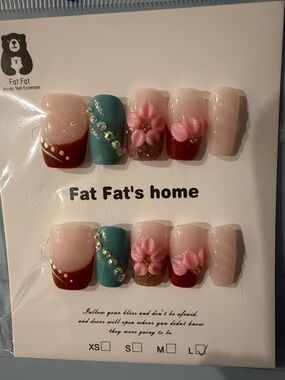 Handcrafted Pink Floral 3D Accent Press-On Nails